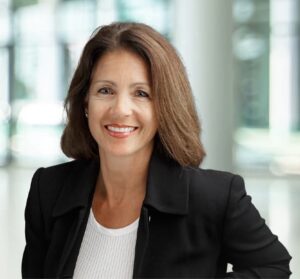 Photo of Lisa Betyar