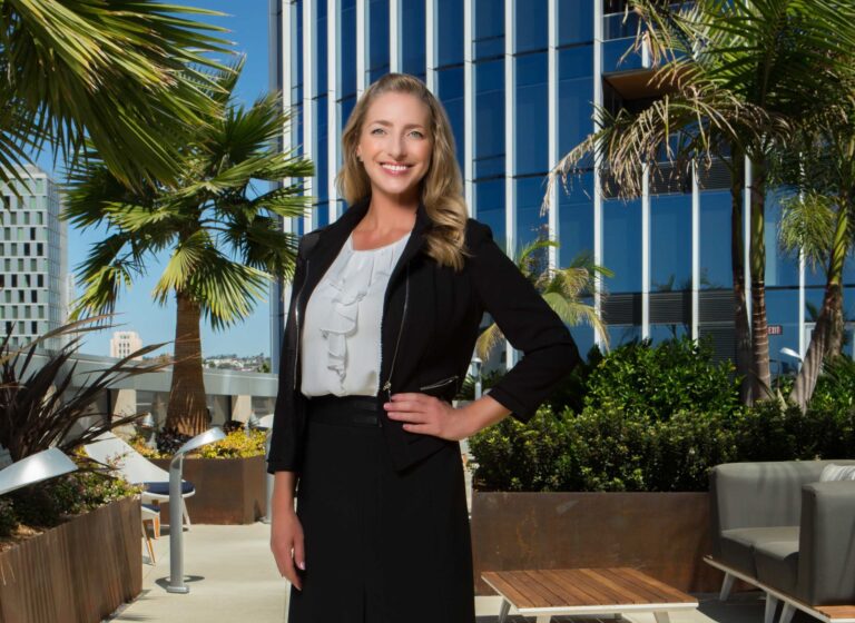 Photo of Nicole Hazelton