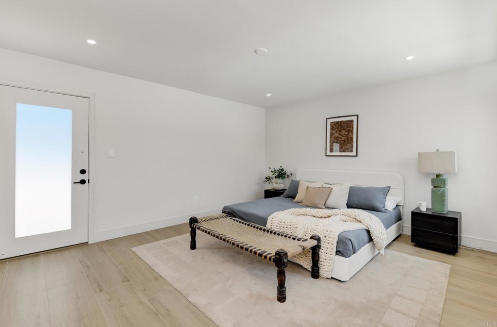 Photo 6 of 14 for 8838 La Jolla Scenic Dr N