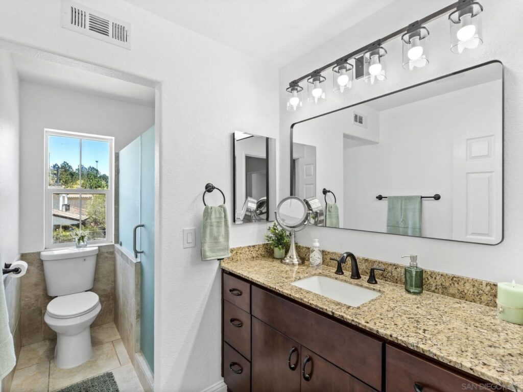 Photo 14 of 20 for 4308 Calle Mar De Ballenas South
