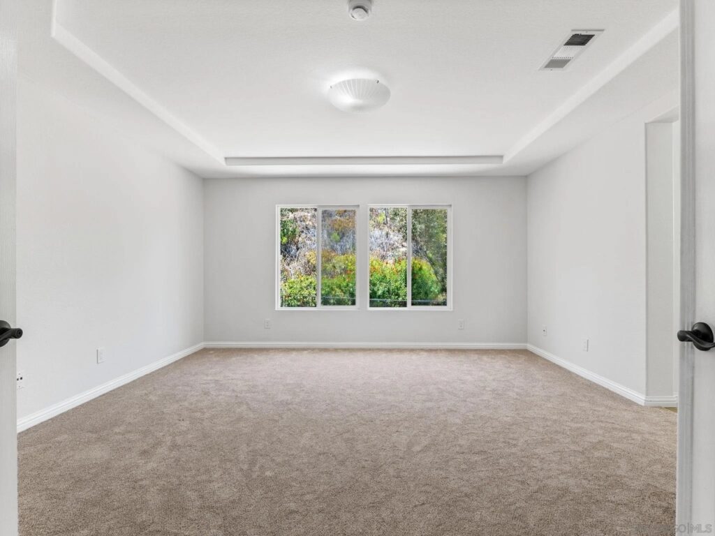 Photo 9 of 20 for 4308 Calle Mar De Ballenas South